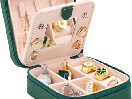 Travel jewelry case Travel jewelry box Travel Jewelry Organizer Small box Gift for Girls Women with Mirror(Green)